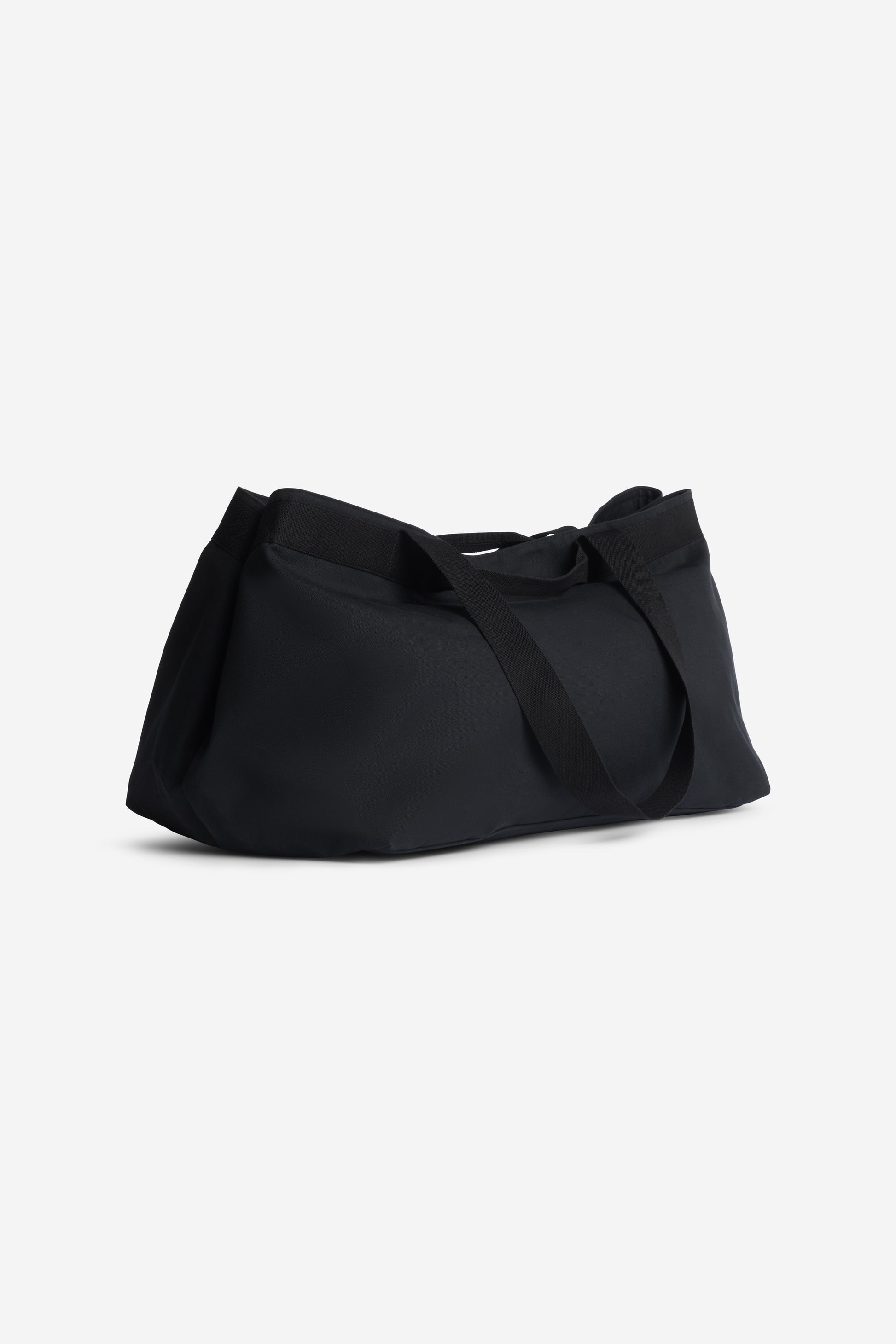 Women's accessories carryall bag, recycled Ventile cotton, black, with two handle lengths.