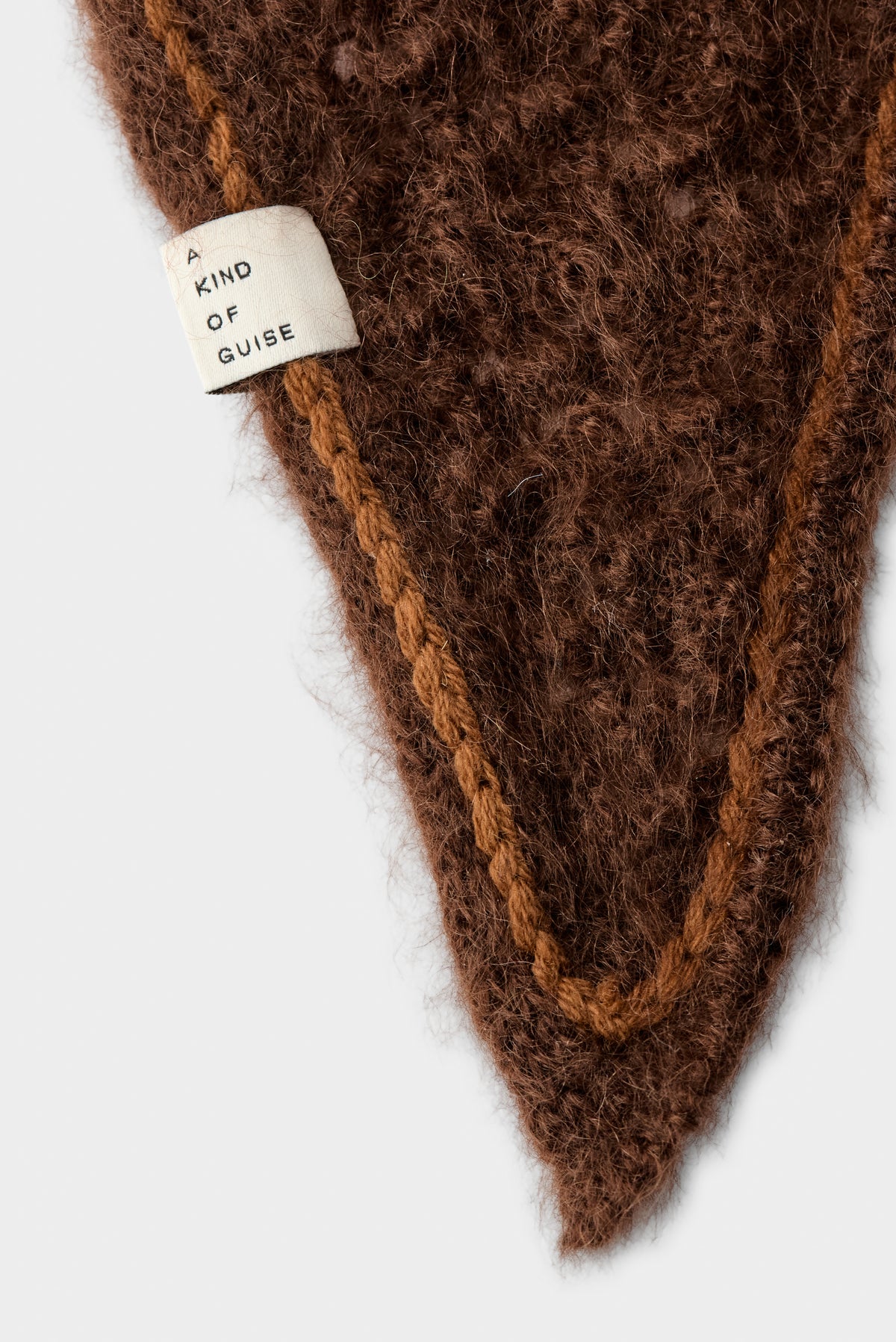 AURITZ TRIANGLE SCARF