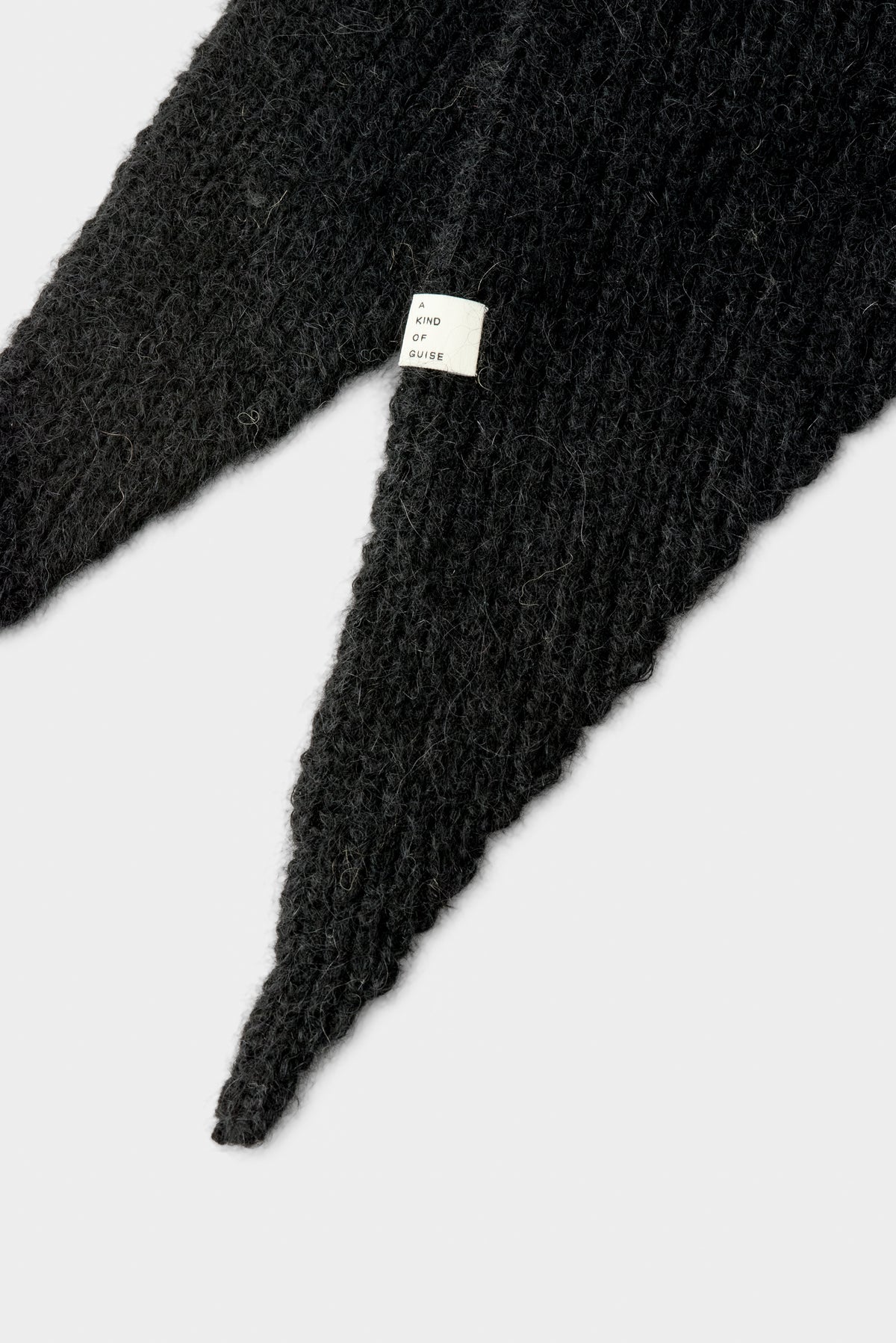 BISA HOODED SCARF