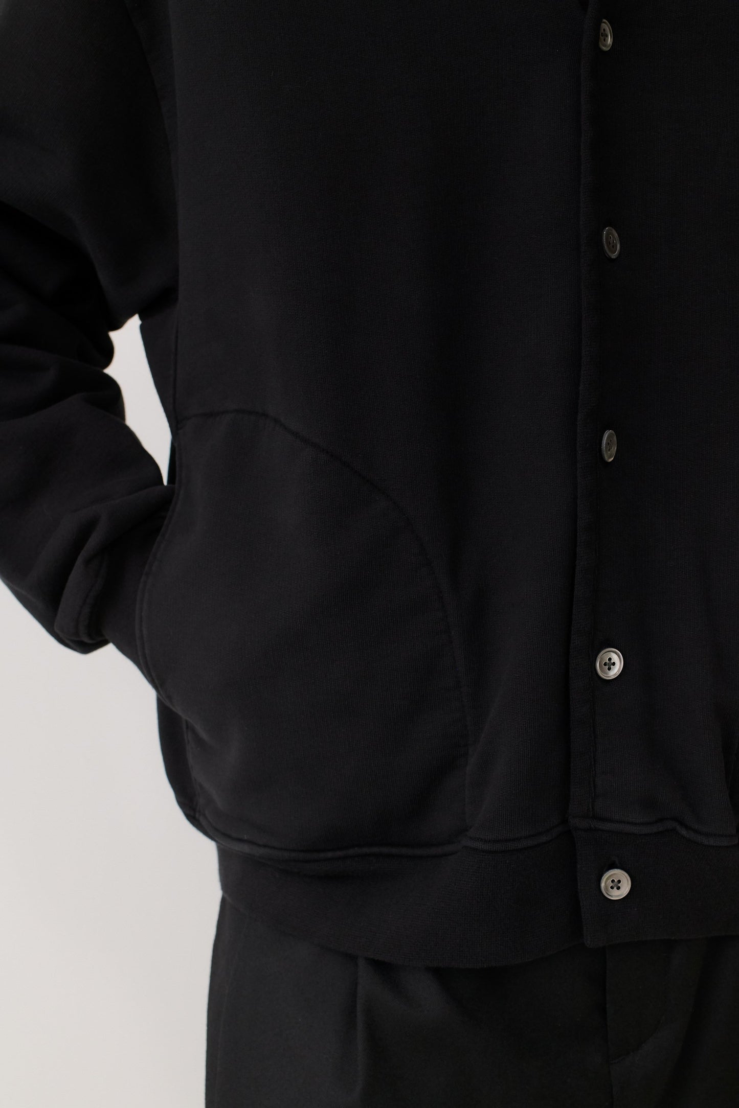 Broto Jersey Cardigan Washed Black
