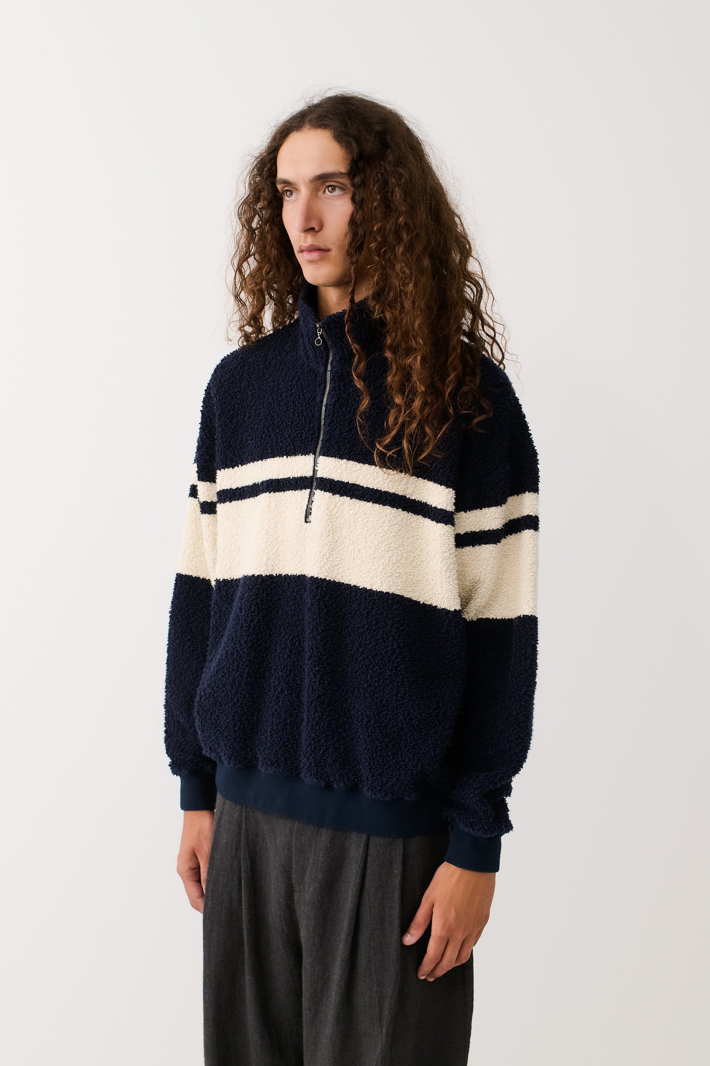 NOYAN ZIP SWEATER