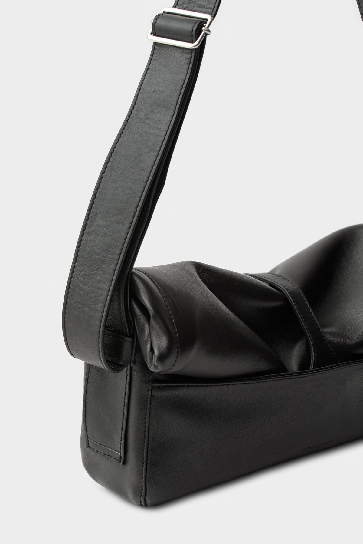 RUMO ROLLED BAG