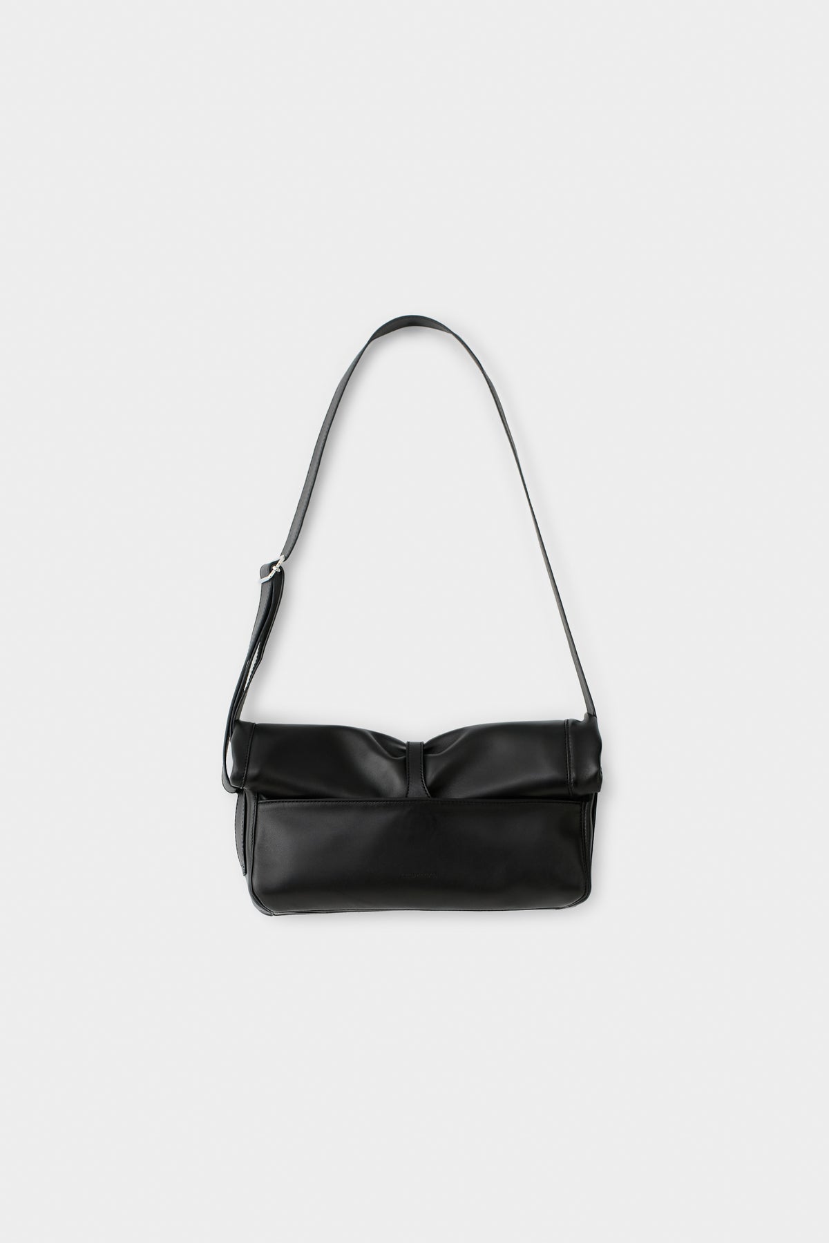 RUMO ROLLED BAG
