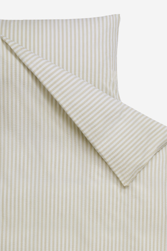 Duvet cover, 100% organic cotton seersucker, sage stripe, 140x200cm, with zipper closure.