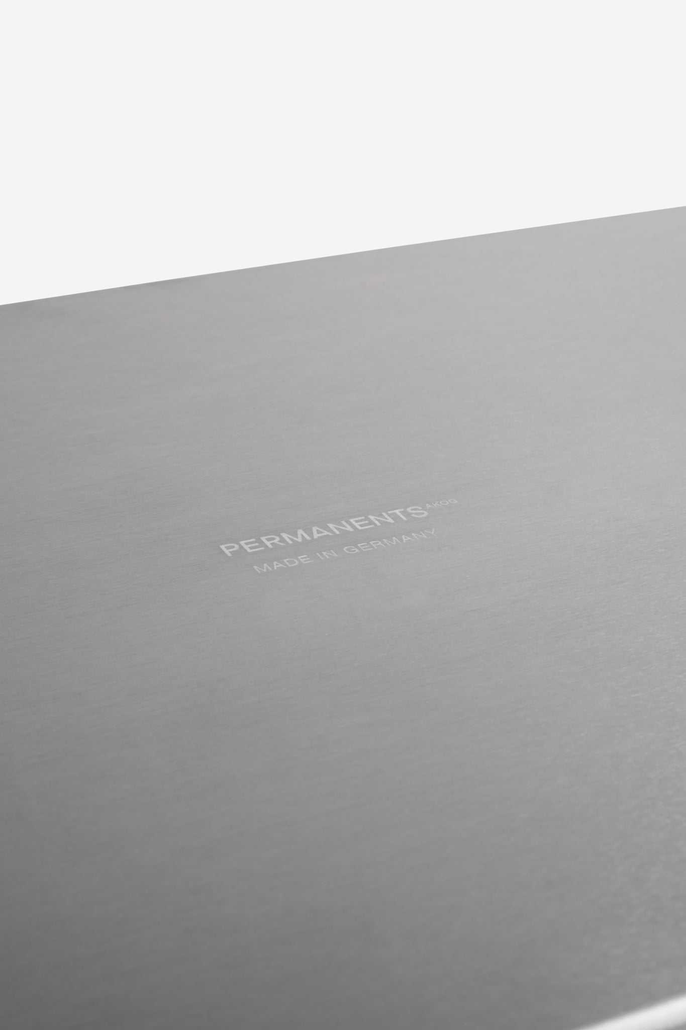 Accessories tray, small, uncoated aluminum, with "PERMANENTS® MADE IN GERMANY" engraved.