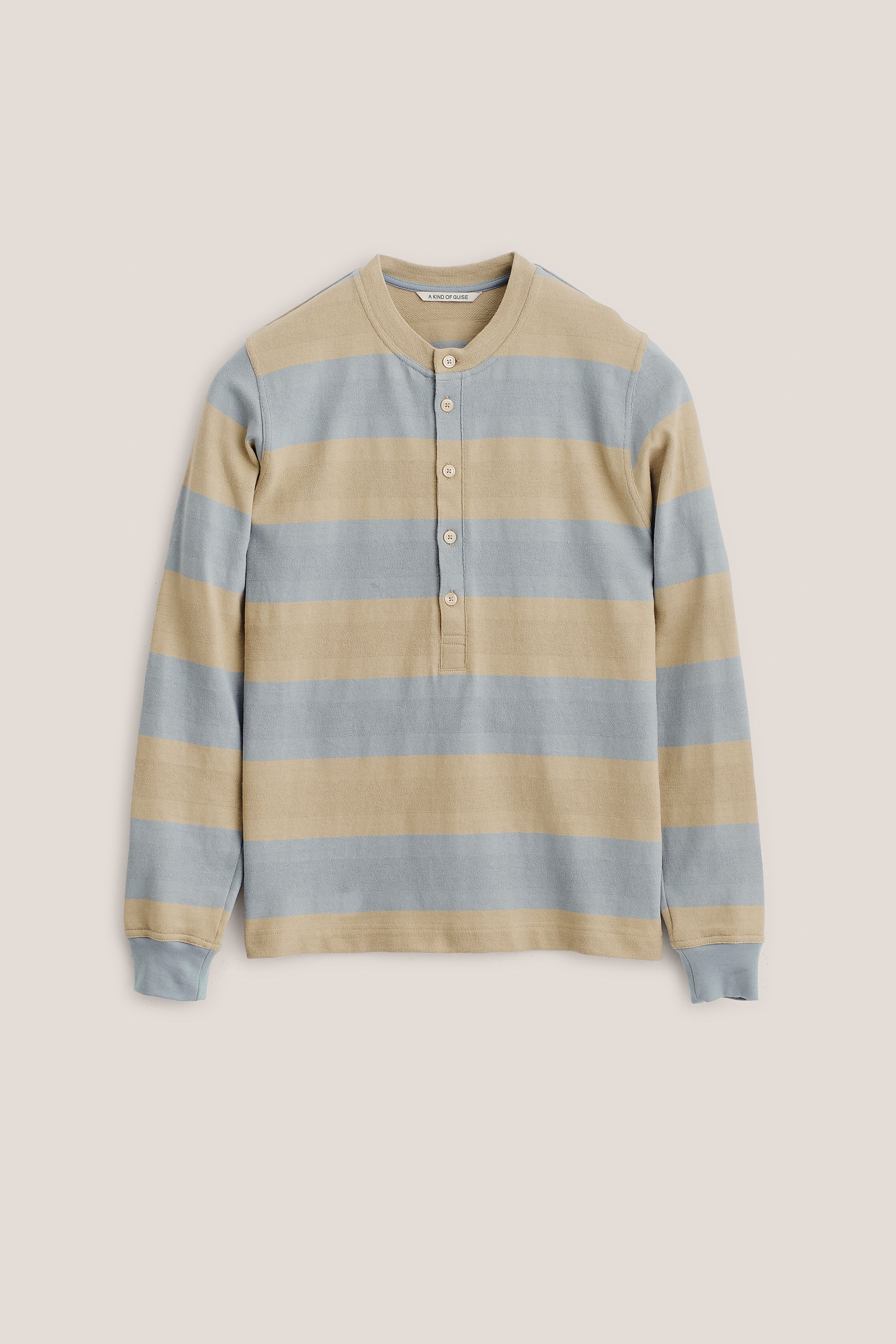 Men's long-sleeved jersey, 100% organic cotton, yarn-dyed stripes in turquoise and sandy beige, henley neckline.