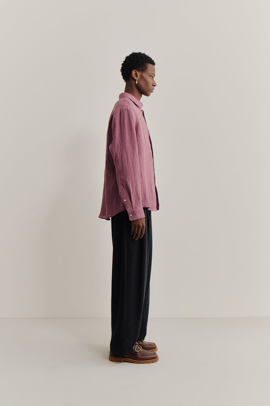 Men's long-sleeved shirt, 100% linen, sun-dried, pink, relaxed fit, with pointed collar.