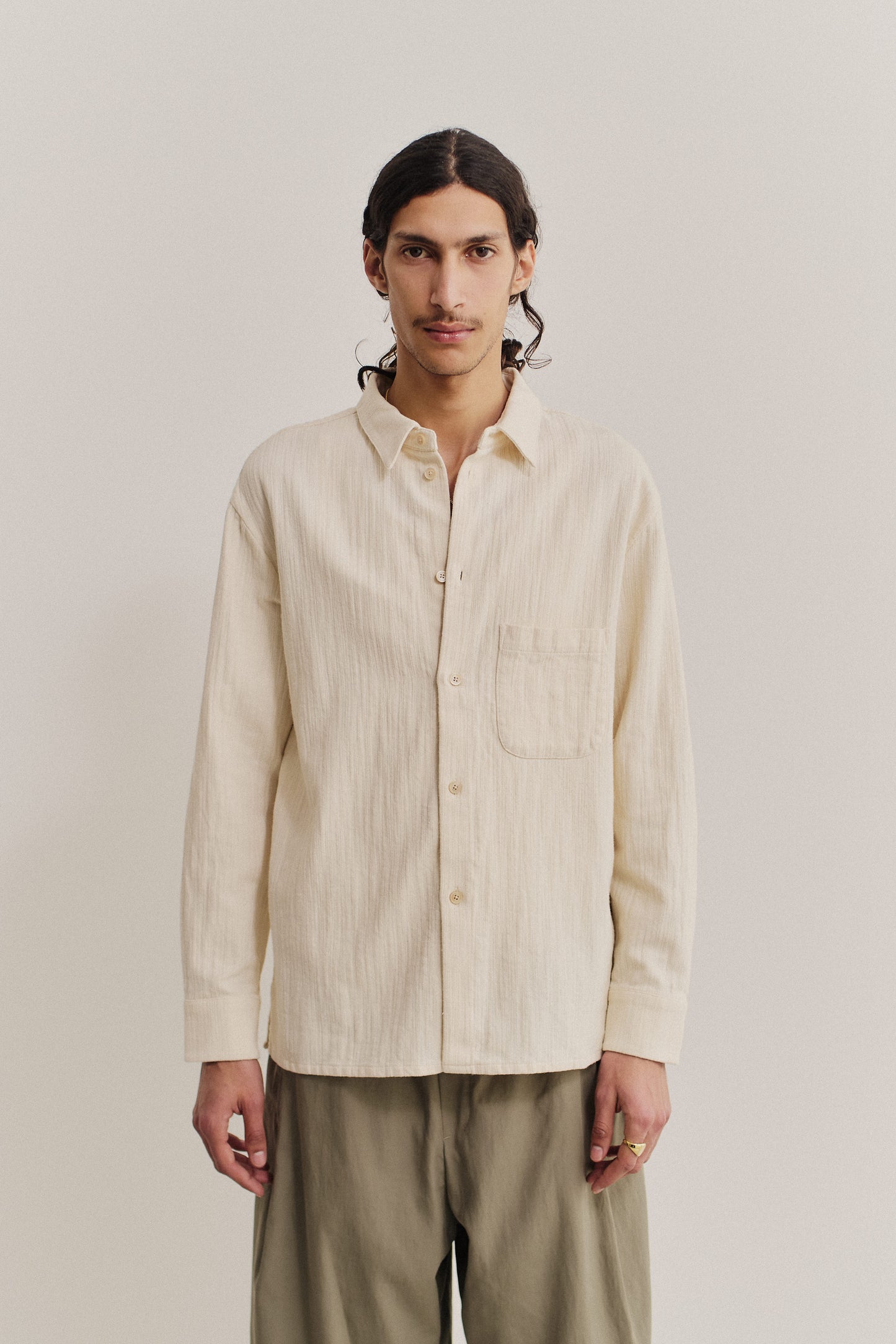 Men's long-sleeved shirt, recycled cotton mix with textured weave, off-white, oversized fit, front patch pocket.