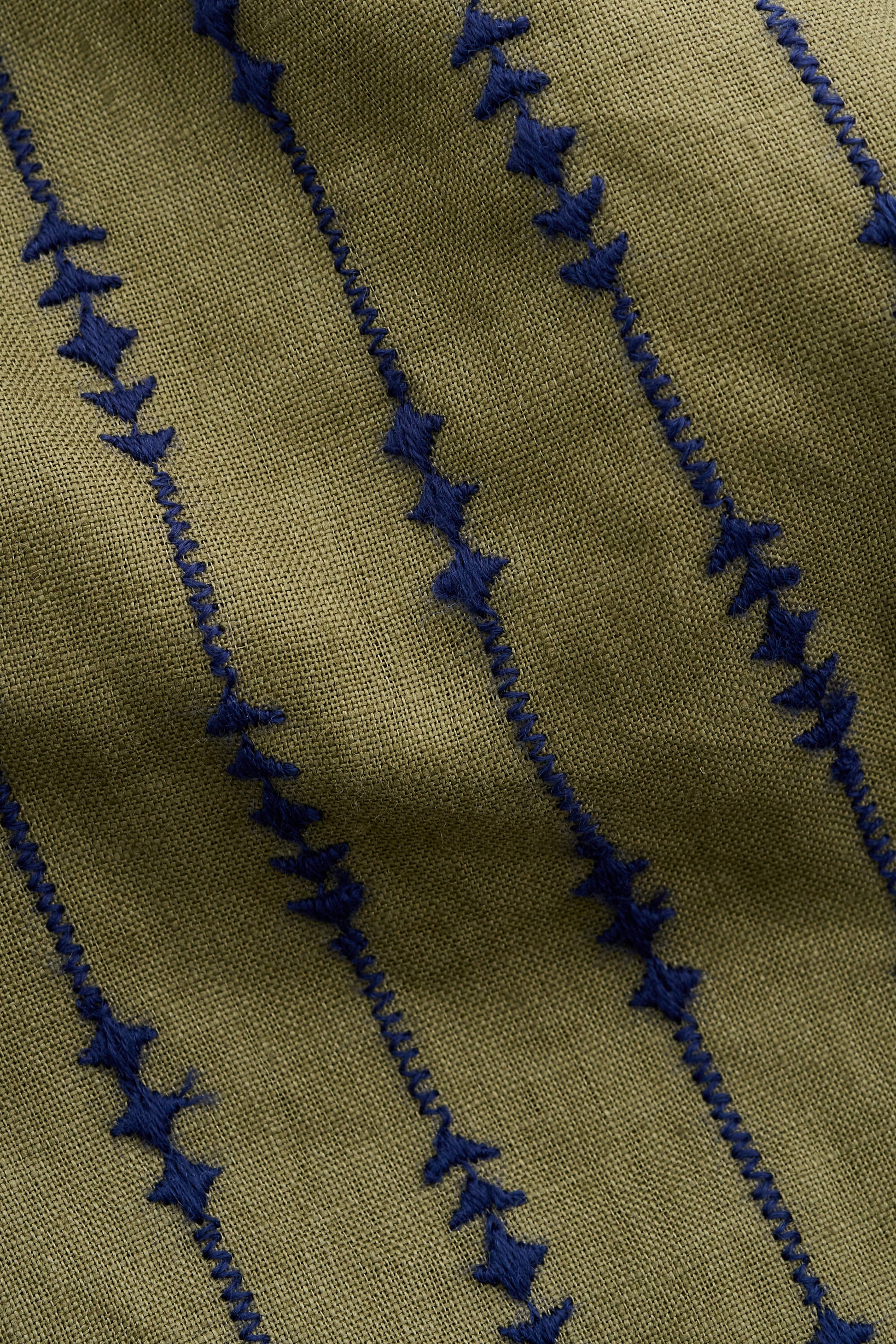 Men's long-sleeved shirt, 100% linen, olive green with blue embroidered stripes.