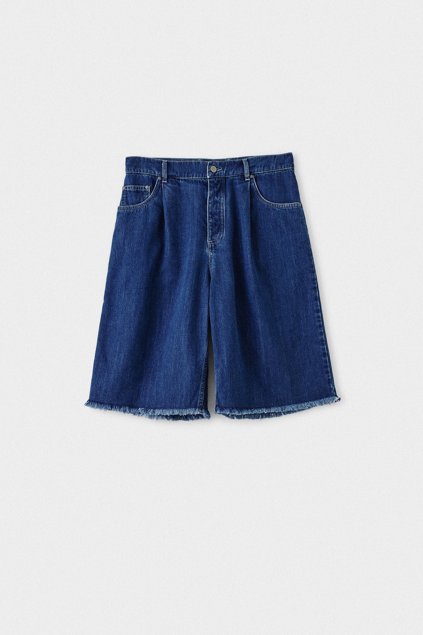 Duma Pleated Shorts Bleached Denim