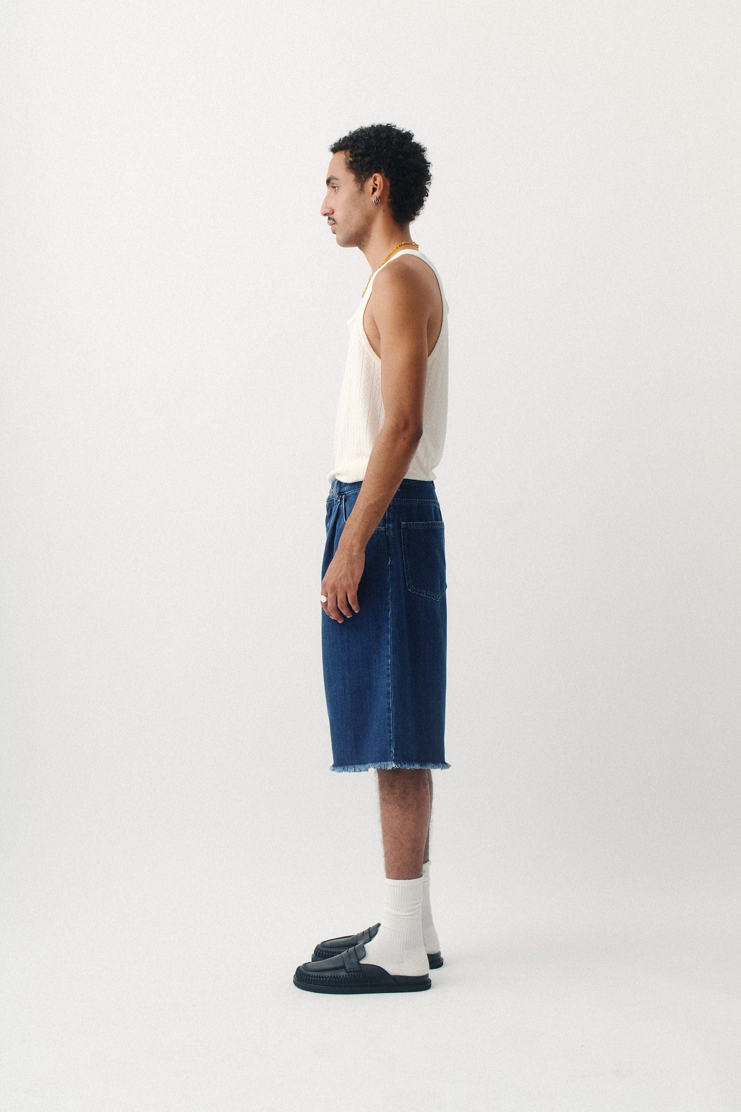 Duma Pleated Shorts Bleached Denim