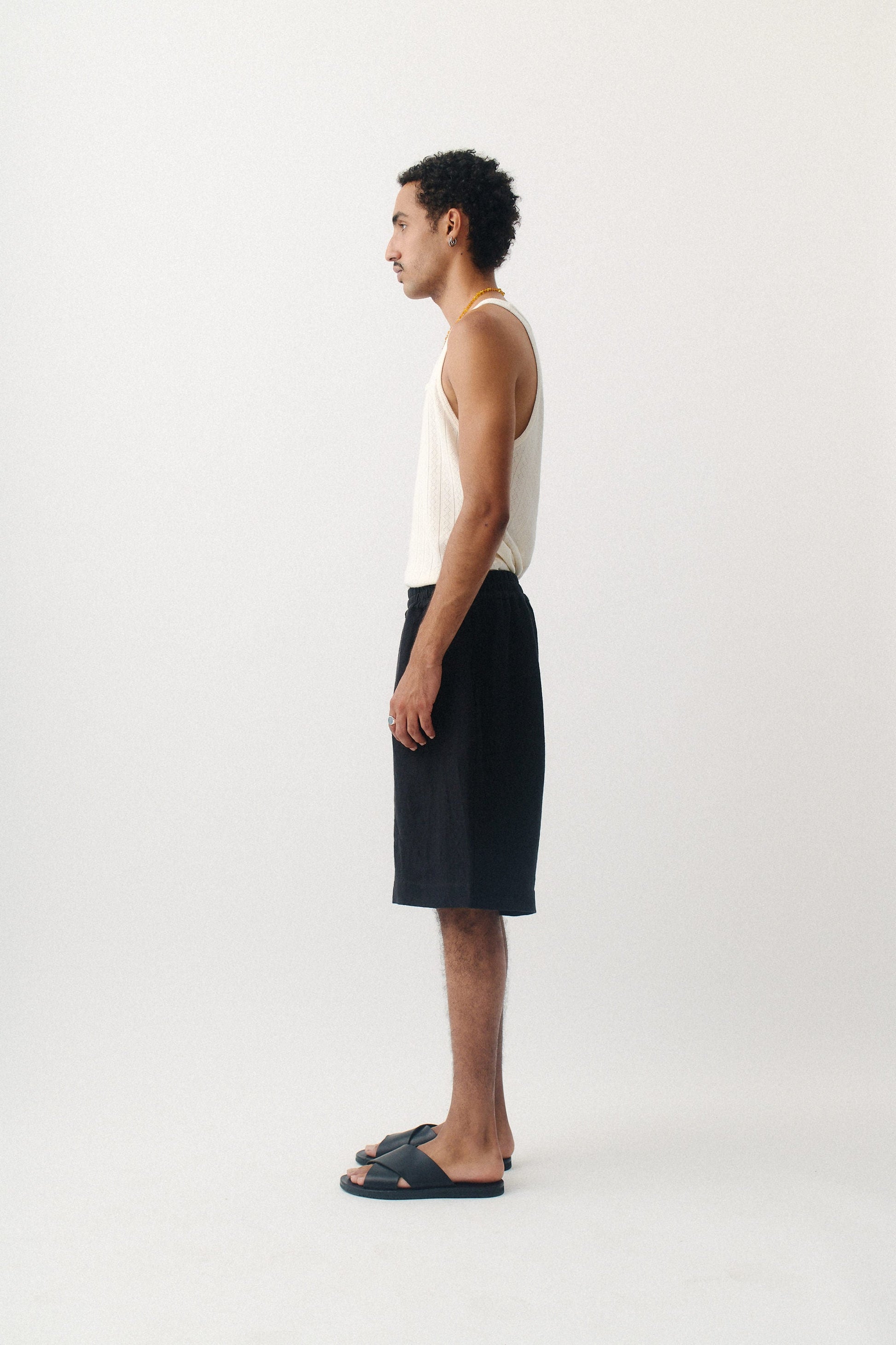 Saleh Shorts Mystic Black Linen