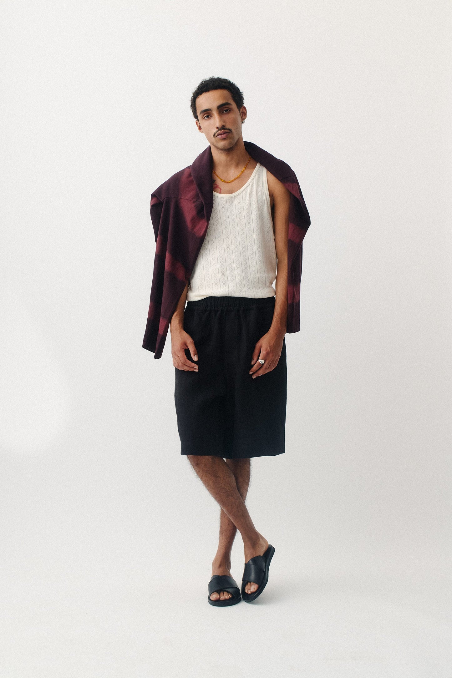 Saleh Shorts Mystic Black Linen