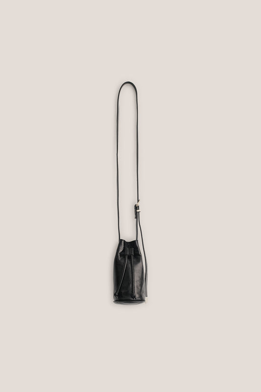 Women's accessories, mini round bucket bag, 100% lwg-certified calf leather, black, crossbody wear.