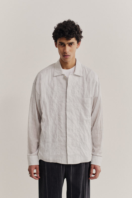 Men's long-sleeved shirt, 100% cotton, yarn-dyed check, light grey, boxy fit, spread collar.