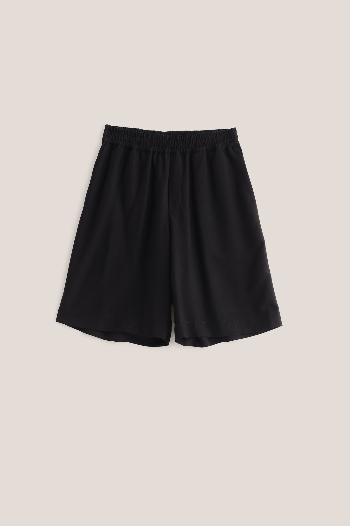 Men's shorts, lyocell heavy twill, soft black, wide leg, elastic waistband, side pockets.