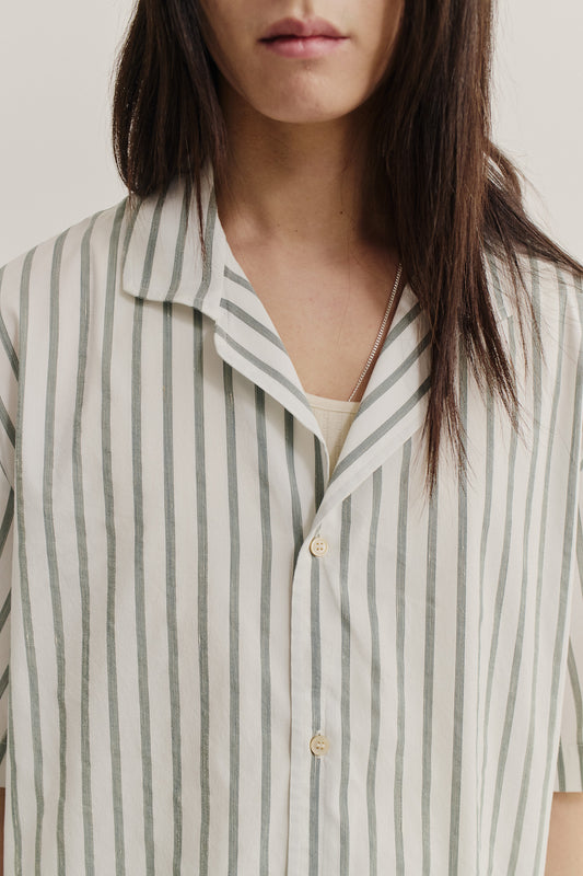 Men's short-sleeved shirt, cotton-silk-linen blend, washed finish, white with subtle green stripes, notched collar.