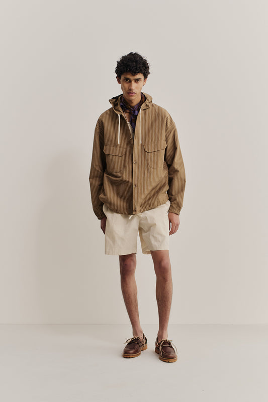 Men's shorts, cotton blend ripstop, light beige, with side pockets and back patch pocket.
