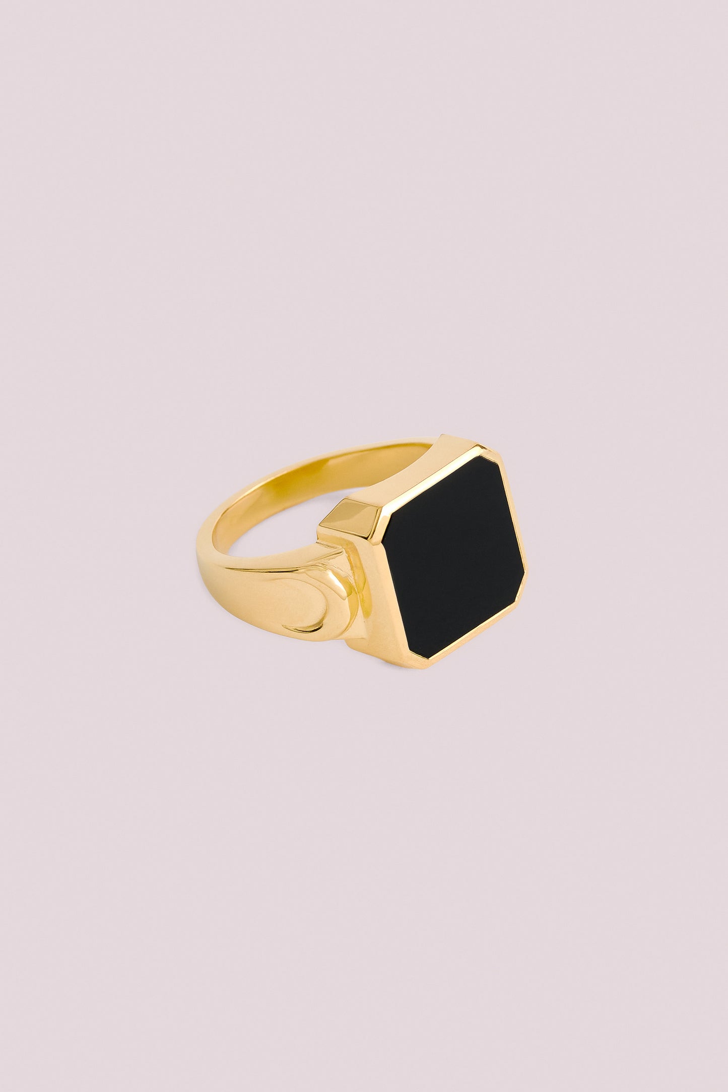 LEGACY SIGNET RING