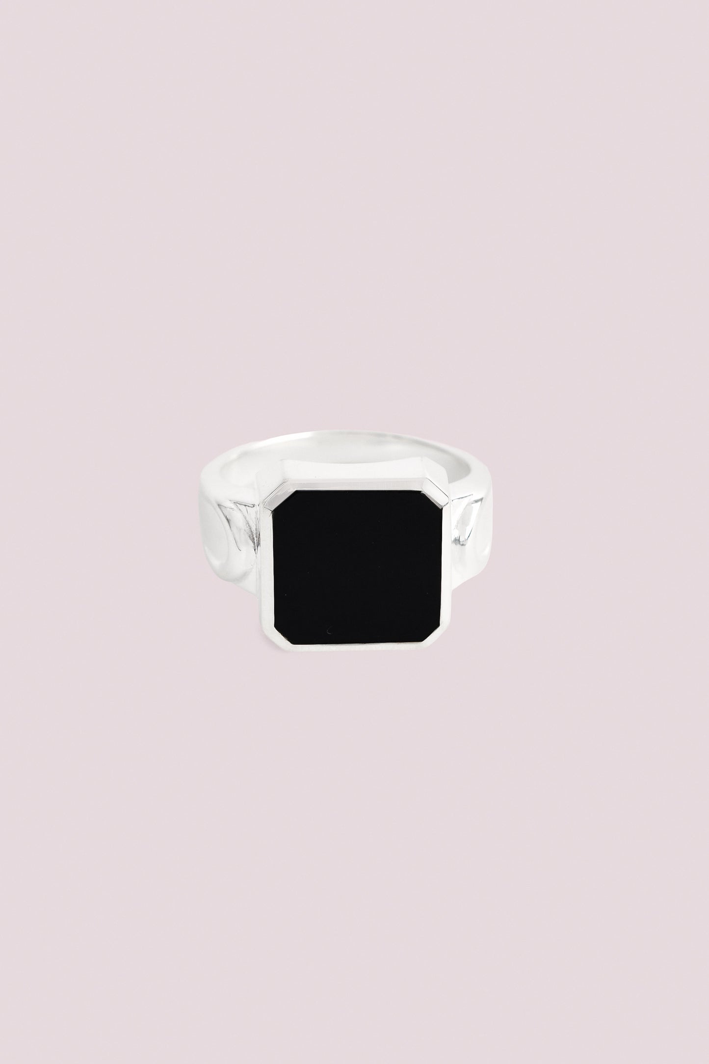 LEGACY SIGNET RING
